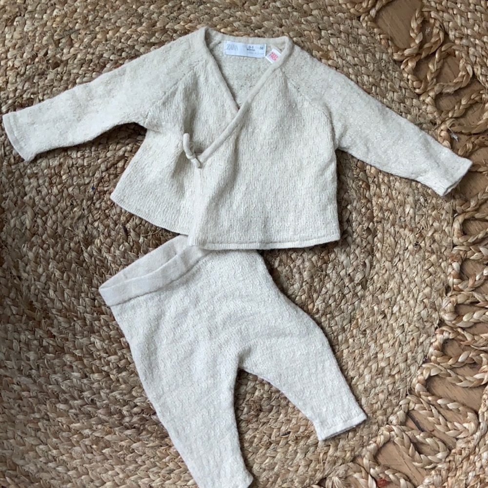 Nb ivory knit 2pc